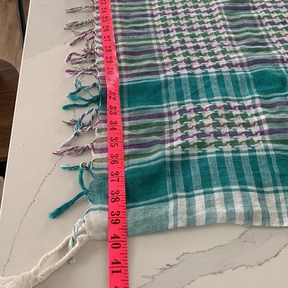 Scarf - Picture 4 of 6